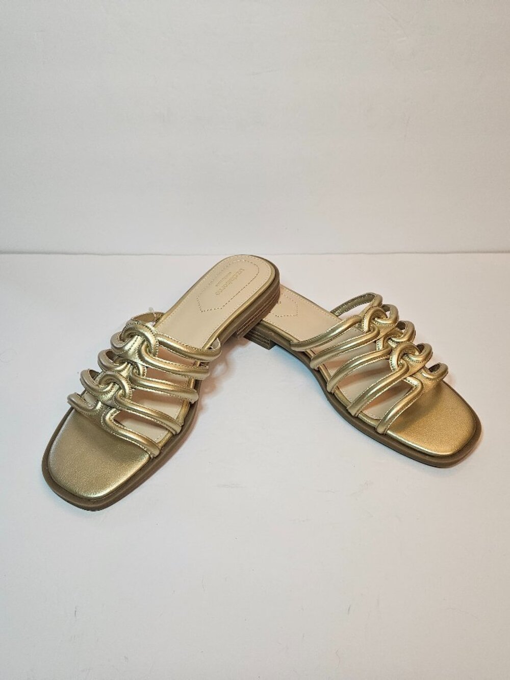 Liz Claiborne Gold Multi-Strap Slide Sandals Womens Size 9.5 - Picture 4 of 8